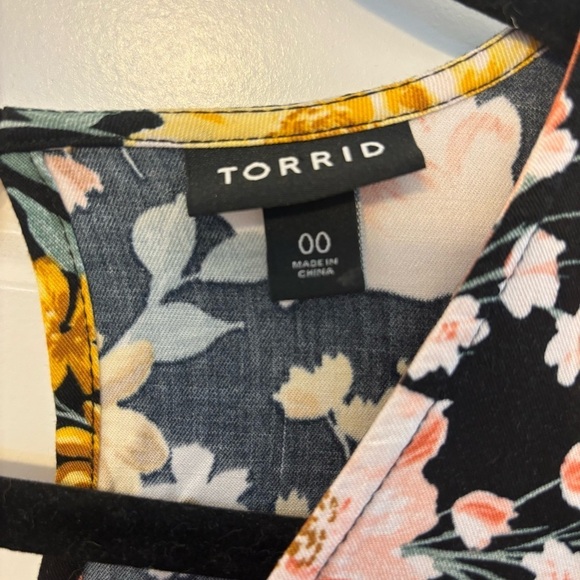 Torrid Black Floral Challis Button Front Midi Dress Size 10 Resortwear Vacation - Picture 12 of 13